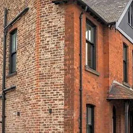 Escape 2 Unwind At The Parade, Accommodates 10 Casa de Férias York