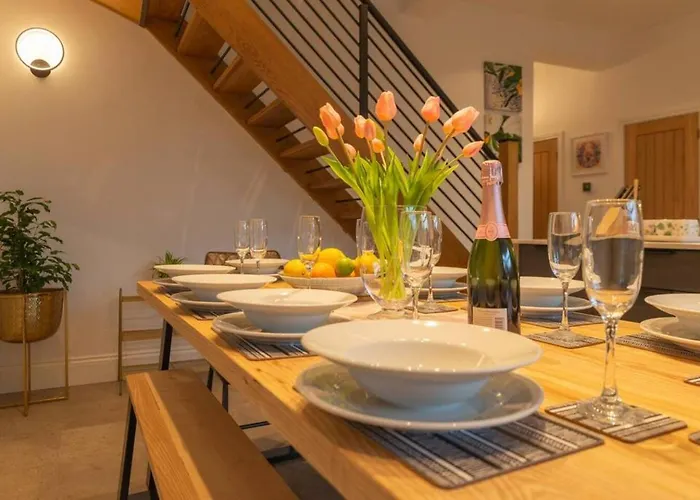 Escape 2 Unwind At The Parade, Accommodates 10 Semesterbostad York