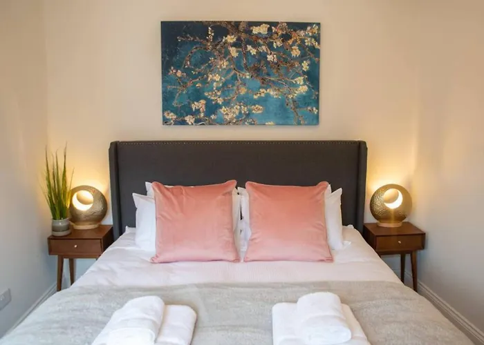 Nyaraló Escape 2 Unwind At The Parade, Accommodates 10 *