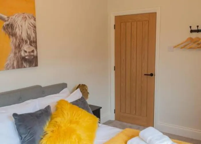 Escape 2 Unwind At The Parade, Accommodates 10 Nyaraló York