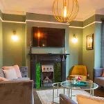 Escape 2 Unwind At The Parade, Accommodates 10 Vakantiehuis